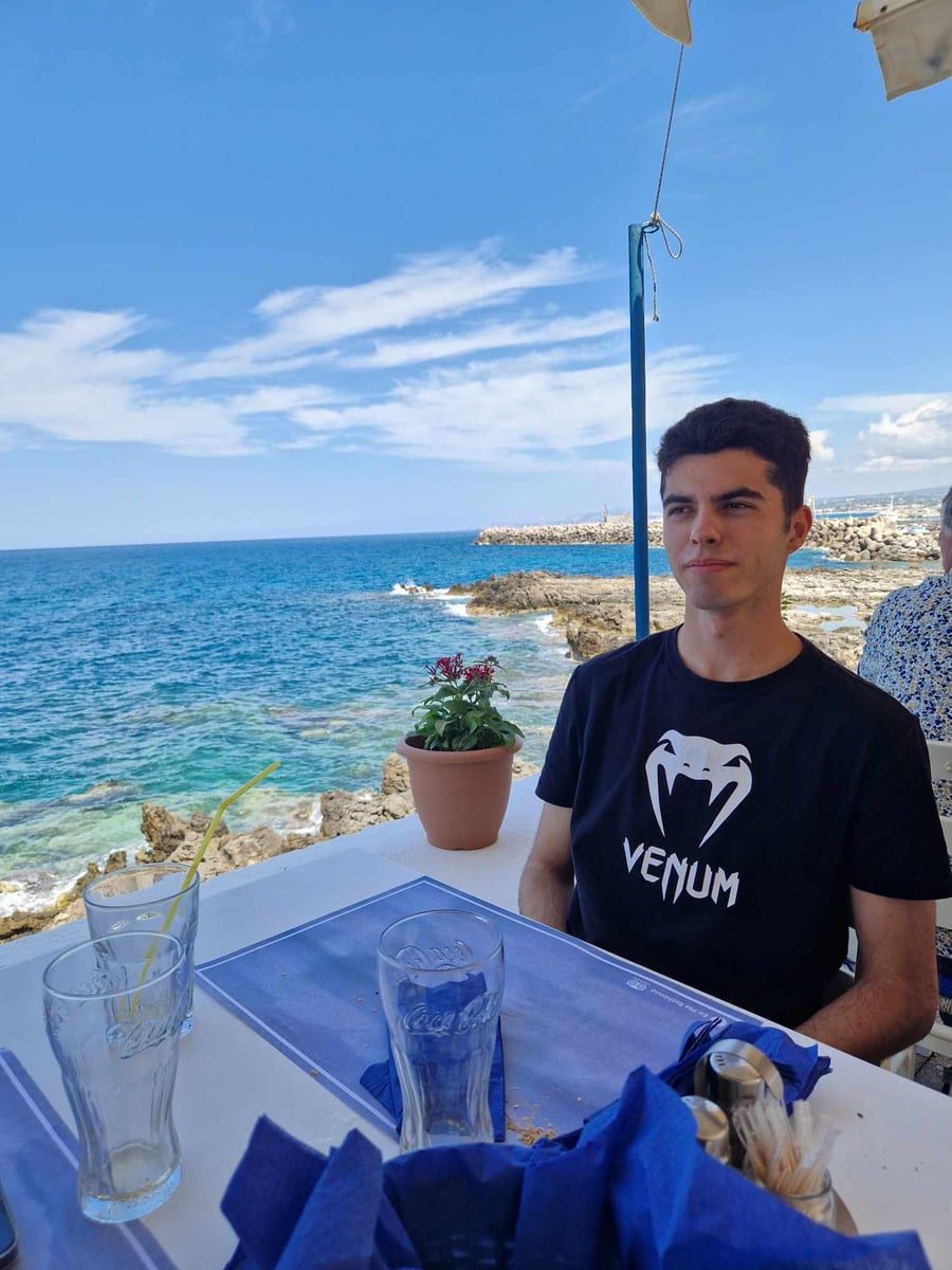 Profil de Ayoube